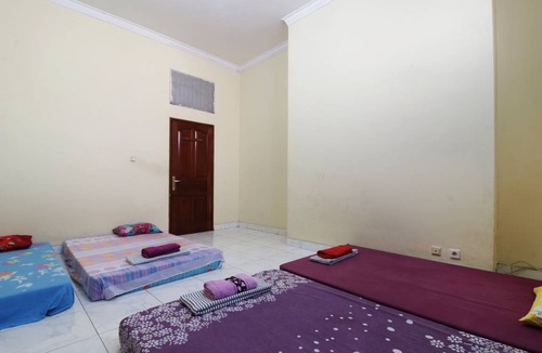 Johar Baru Hostel | Backpack Syariah Cempaka Putih Barat