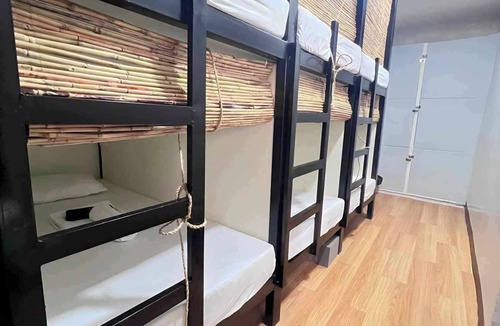General Luna Apartment | Backpacker Bunkbeds in Siargao