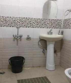 Jagatsukh Hostel | backpacker's stop
