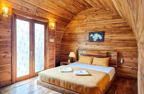 Cat Hai Hotel | Backpackers