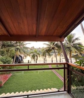 Andhakaranazhy Bed & Breakfast | Backwater Brook