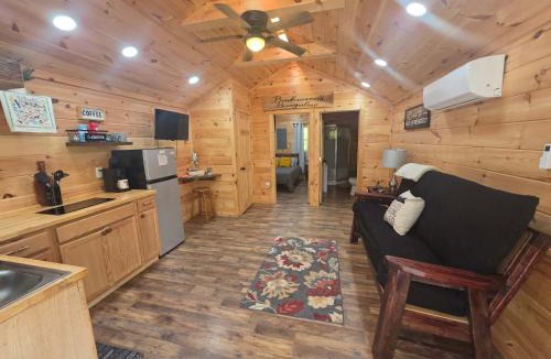 Betsy Layne House | Backwoods Bungalow