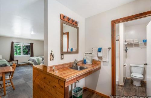 Cantwell Cabin | Backwoods Lodge