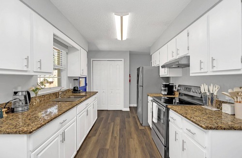 Orange City House | Backyard BBQ home - Blue Spring to Daytona