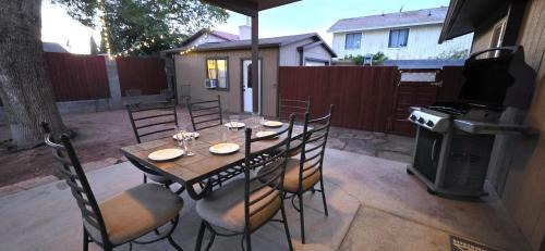 Page House | Backyard, Boat Parking, Coffee Bar