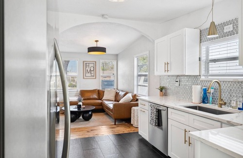 Pinellas Park House | Backyard Oasis Minutes To Beaches