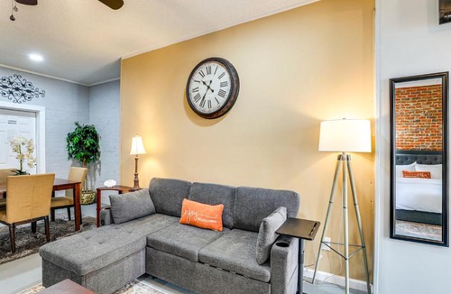 Sumter Apartment | Backyard Oasis w/Pool: Sunny Sumter Studio!