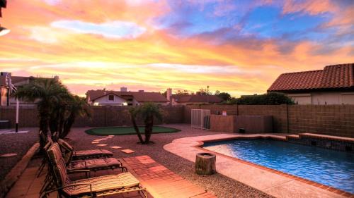 Brandywine Estates House | Backyard Pool Playground Sport Court Golf Hot Tub Pick Your Bedding Setup