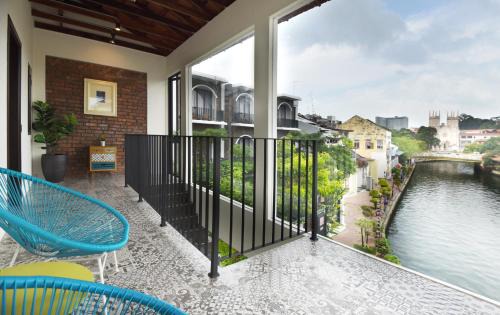 Kampung Jawa Apartment | Backyard Rio Melaka