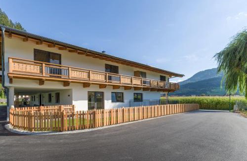 Stumm Apartment | Baderer Apart