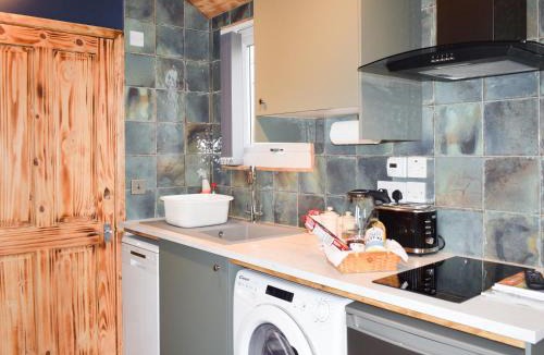 Cowbeech House | Badgers - Uk46750