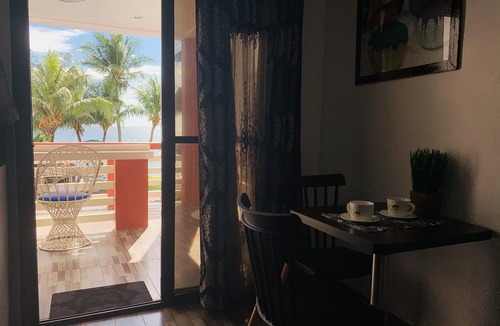 Puerto Galera Condo | BADLADZ - Ocean View One Bedroom Condo
