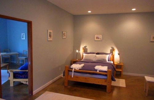Osoyoos Bed & Breakfast | Baergnaescht Bed & Breakfast