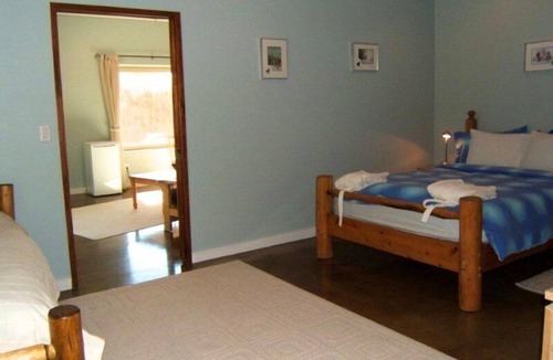 Osoyoos Bed & Breakfast | Baergnaescht Bed & Breakfast