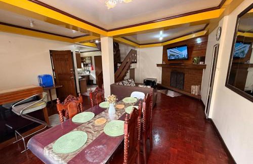 Baguio Bed & Breakfast | Baguio Transient Villa with Balcony & Fireplace