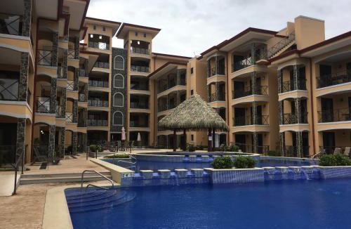 Barrio Los Villalobos Apartment | Bahia Encantada beach front proyect, Micasas