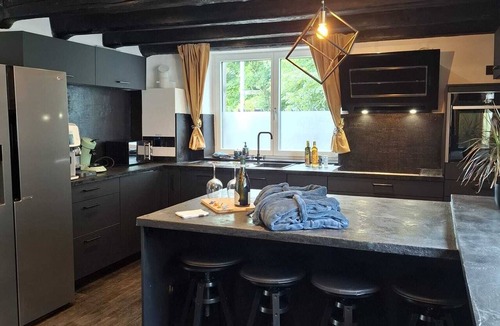 Verbandsgemeinde Pellenz Apartment | Bahnhofsoase - Wellness & Spa at Kruft train station - prices may vary!