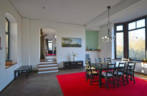 Langenbieber House | Bahnhof Langenbieber