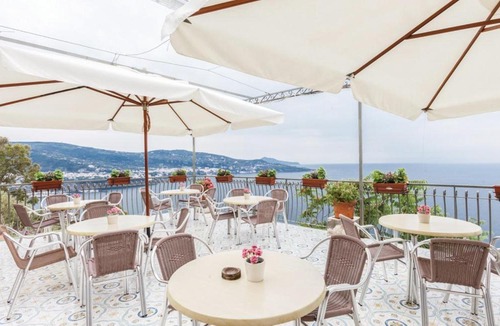 Monte Chiaro Apartment | Baia Serena