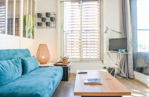 Les Grands Carmes Apartment | Bail mobilité - Studio cosy avec terrasse et vue