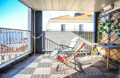 Les Grands Carmes Apartment | Bail mobilité - Studio cosy avec terrasse et vue