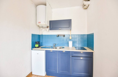 4th Arrondissement Apartment | Bail mobilité - Studio avec balcon proche Timone