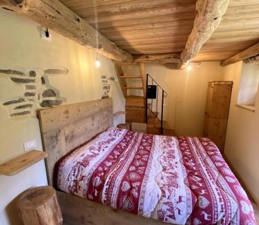 Ponte di Legno Ski Chalet | Baita Codirosso a Case di Viso