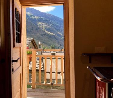 Ponte di Legno Ski Chalet | Baita Codirosso a Case di Viso