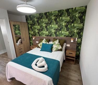 Torremolinos House | Bajondillo Beach Cozy Inns