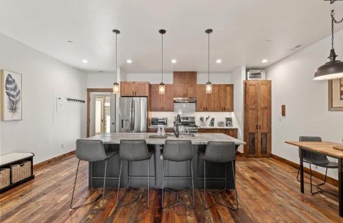 Whitefish House | Baker Loft 201