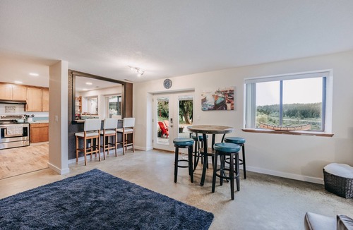 Camano Island Apartment | Baker View Lodging with hot tub, sound, mountain, and territorial views.