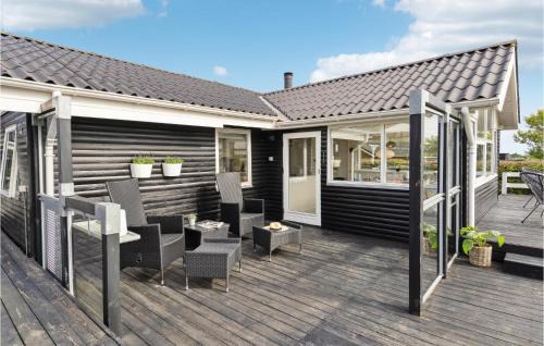 Hejlsminde House | Bakkehuset