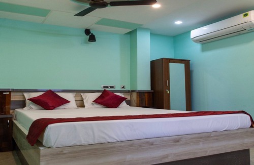 Kalapettai Hotel | Bala Residency