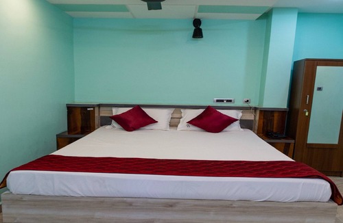 Kalapettai Hotel | Bala Residency