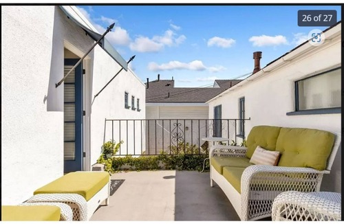 Balboa Island Cottage | Balboa Island Favorite is Back for Summer