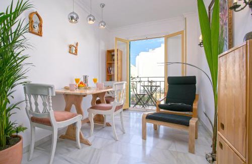San Felipe Neri Apartment | Balcon Cabello 14