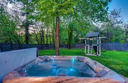 Millville House | Balcony-BBQ-Firepit-FENCE-King-Full kitchen-Pets