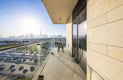 Jadaf Apartment | Balcony with a Glimpse of the Burj Khalifa, Minutes Walk to Zabeel Stadium