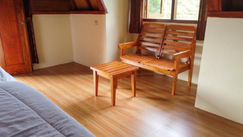 Tetebatu House | Bale Kembang Kuning