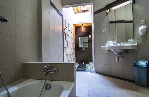 Legian Resort | Baleka Resort Hotel & Spa