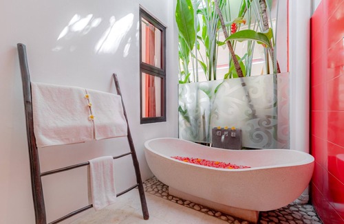 Drupadi Hotel | Bali Ginger Suites & Villa