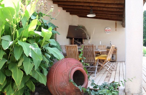 Graveson House | BALI IN THE HEART OF PROVENCE