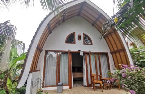 West Selemadeg House | Balian Green Lagoon