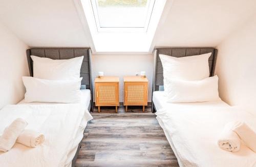 Neustadt Apartment | Balkon mit Schwarzwaldblick, Hunde frei, Tischfußball, Parkplatz, familienfreundlich