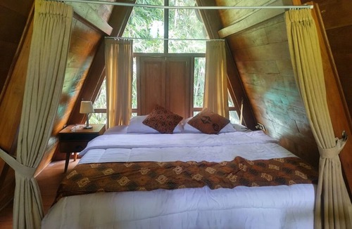 Borobudur Hotel | Balkondes Saka Pitu