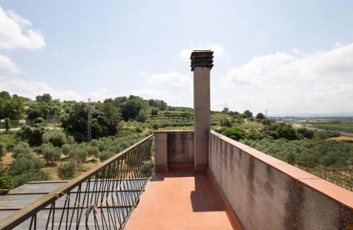 Avinyonet del Penedes Bed & Breakfast | Ball de Diables