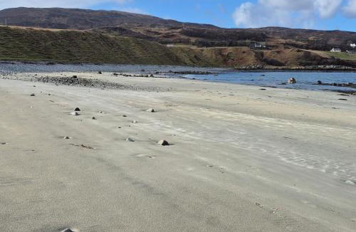 Portree Apartment | "Balmoral View"