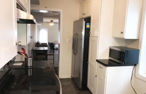 Upper Fells Point House | Baltimore Classic - Entire House By Fells Point, Inner Harbor, Johns Hopkins