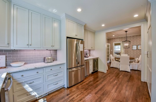 Druid City House | Bama Hideout- Book now for Football! Walk to the Stadium and Campus!