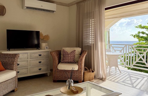Douglas Apartment | Bamaluz at White Sands, Speightstown. Beachfront 2 bed apartment.